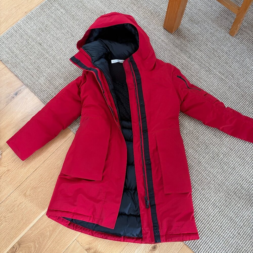 Winter Warrior Lululemon Jacket - Size 6